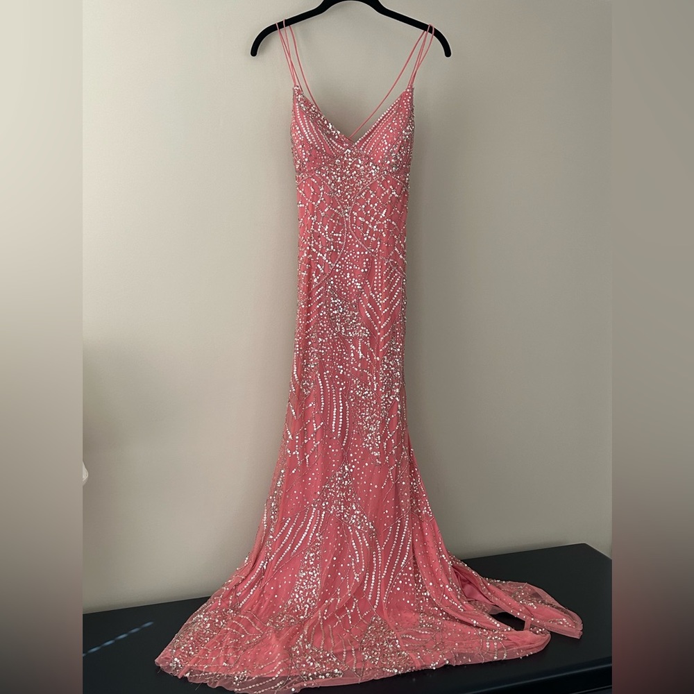 Adrianna Papell Pink/Peach Gown Size 4-6 Formal, Prom, Wedding